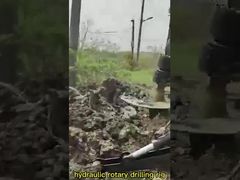 Hydraulische Drehbohranlage 360°-Bohrlochbohrausrüstung Kleine Drehbohranlage