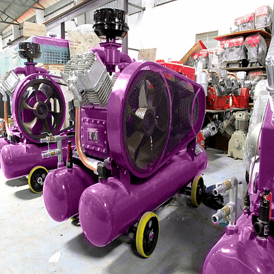 Kompakte Luftkompressor 3 Zylinder Gürtel angetrieben Luftkompressor Industrie Kolbenluftkompressor Maschine